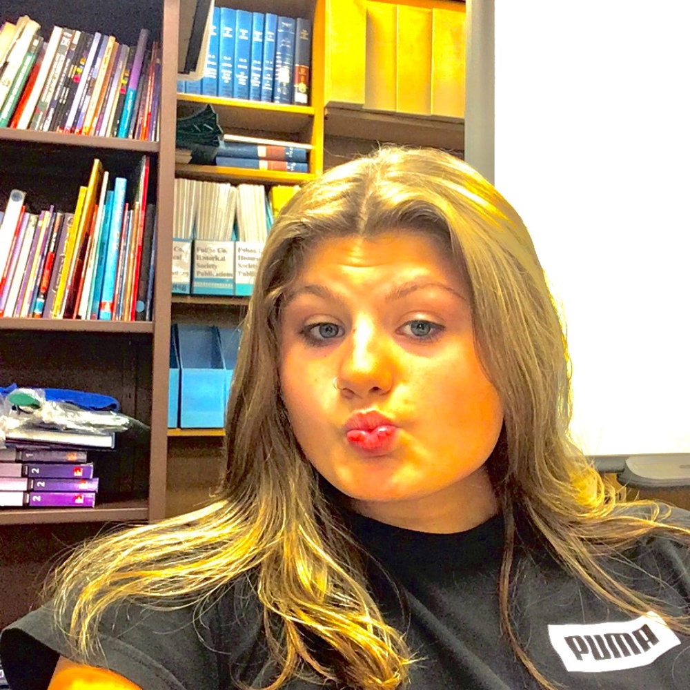 Meet your Posher, Dixie